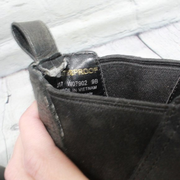 COLE HAAN Waterproof Ankle Booties Size 9 B - Picture 7 of 9